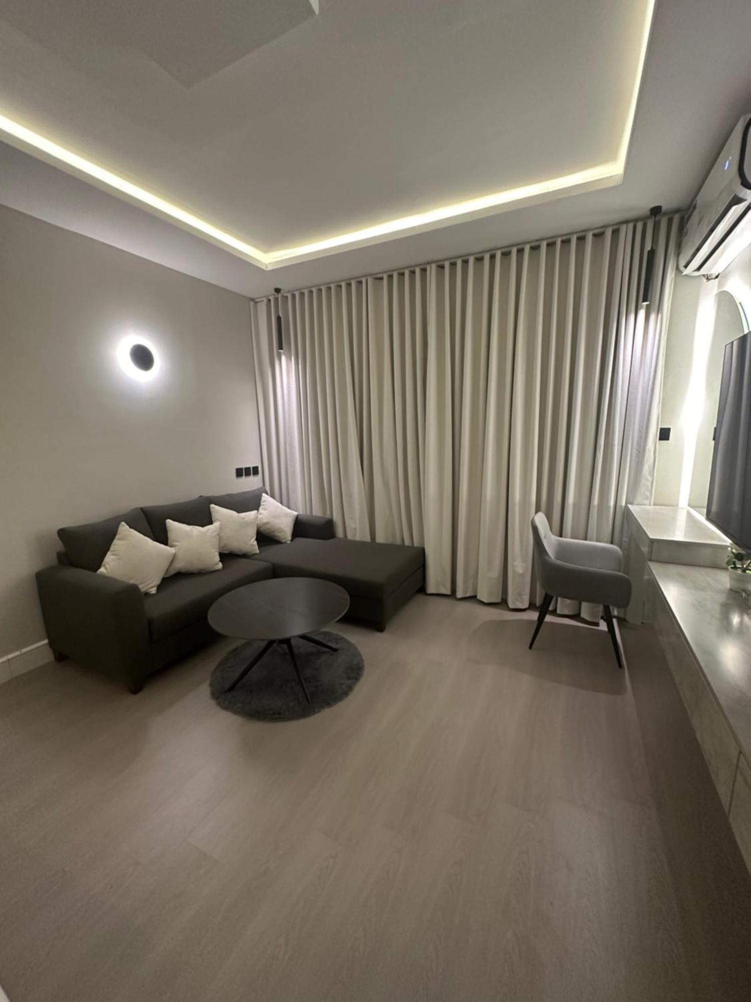 استديو فاخر بمنطقة مركزية-النزهه Apartment *